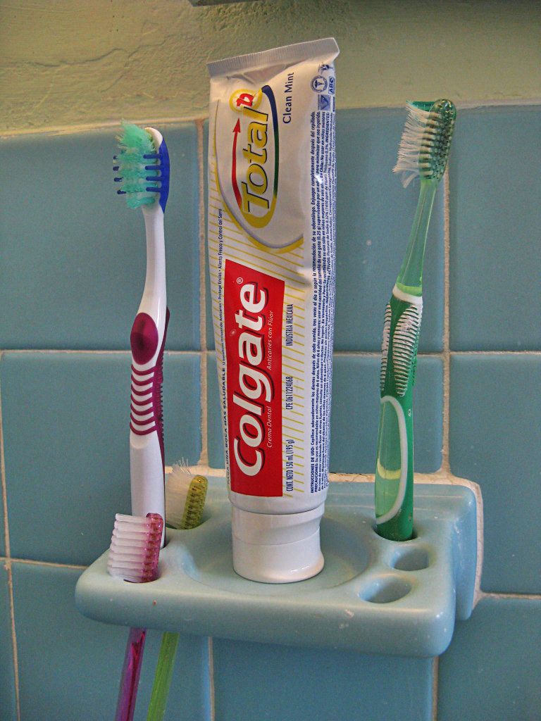 colgate dreamtube how to use